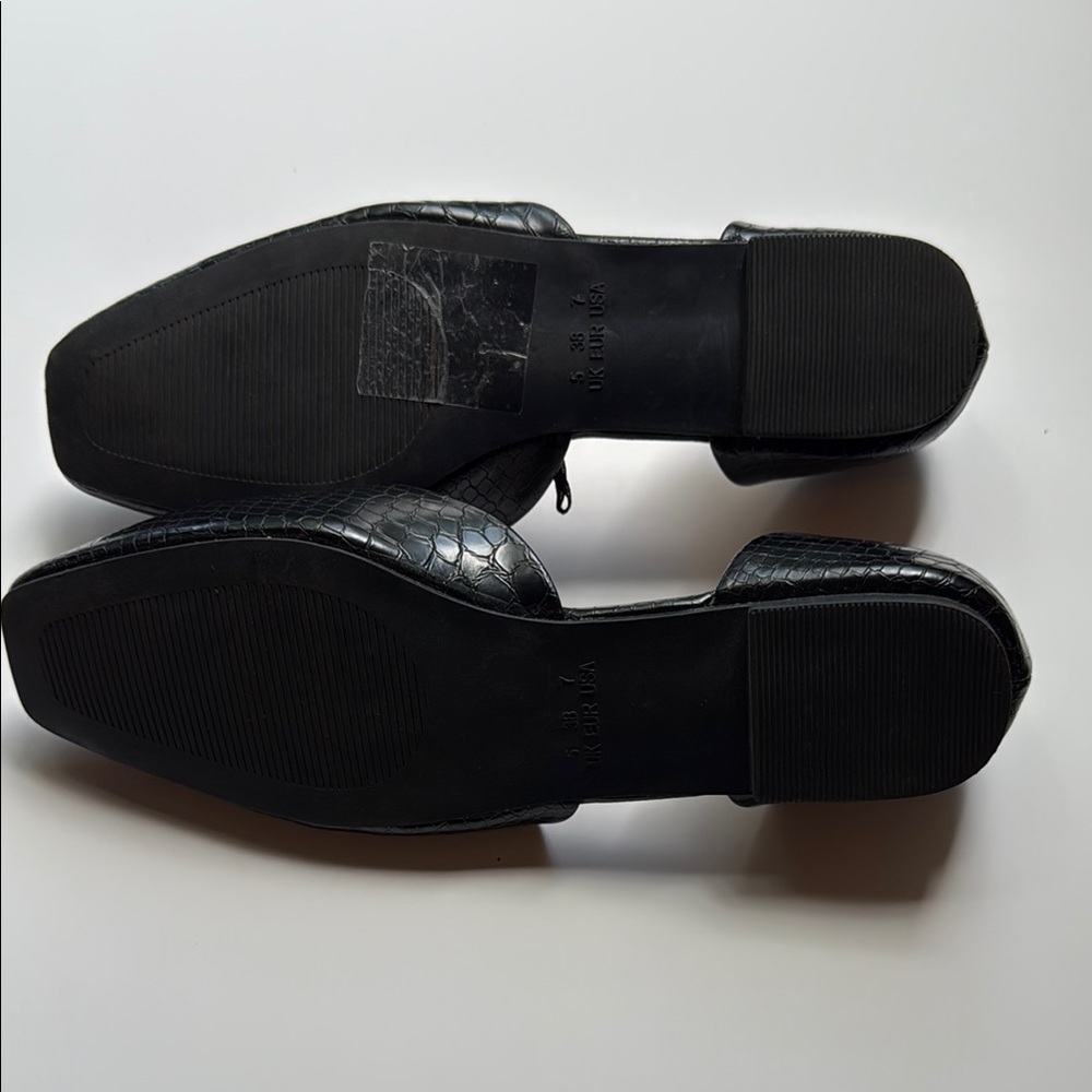 Primark Black Flats Classic Minimalist Design - Picture 2 of 2